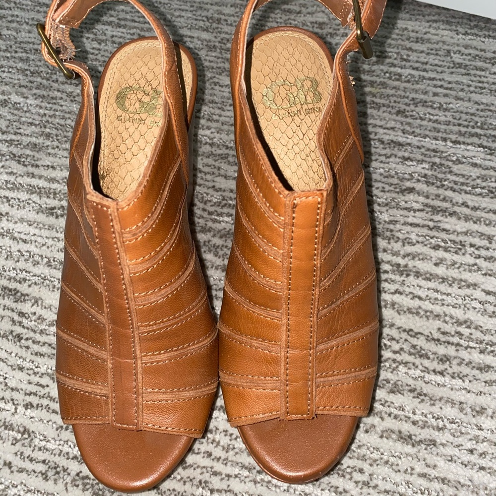 Gianni Bini wedges.